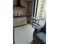 Cucina con penisola Living Collezione esclusiva con un ribasso vantaggioso