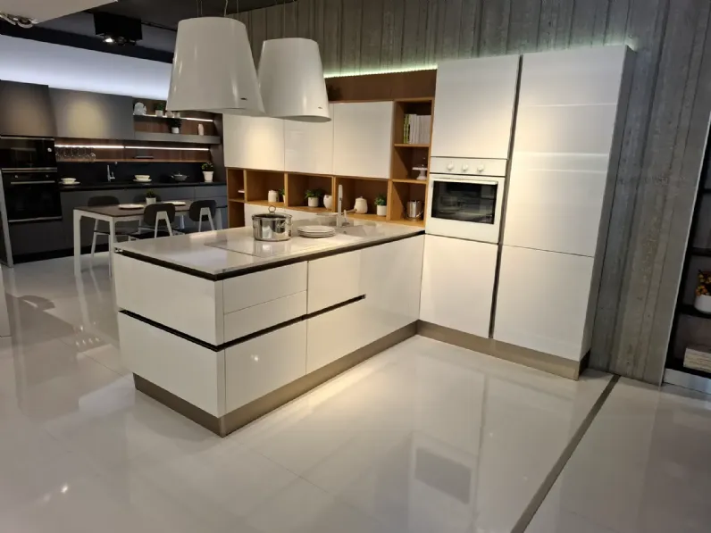 Cucina Veneta cucine Oyster pro laccata bianco lucido OFFERTA OUTLET sconto 60% 