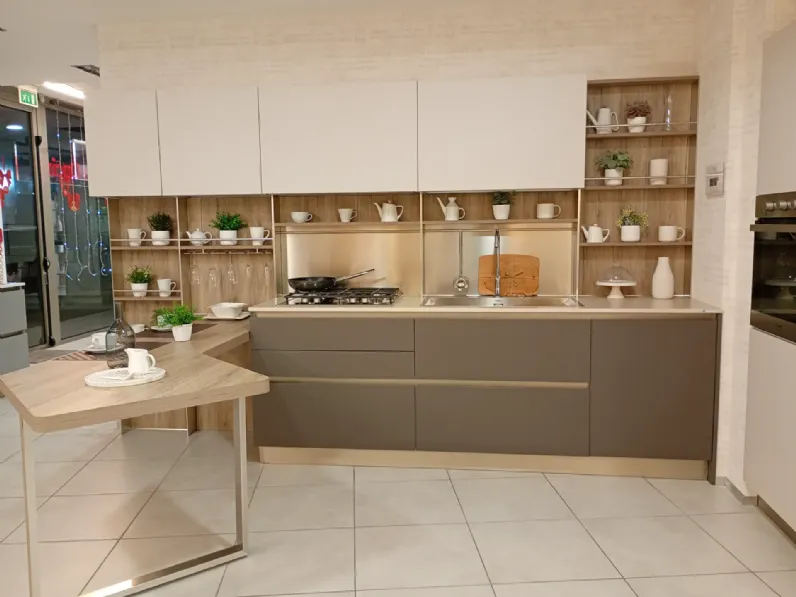 Cucina grigia moderna con penisola Start time j Veneta cucine in Offerta Outlet