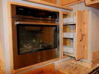 Scopri la cucina ad angolo in legno con sconto del 35%!