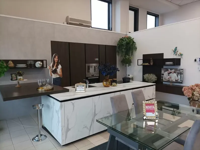 Cucina noce design con penisola Cucina con gola Artigianale a soli 9900