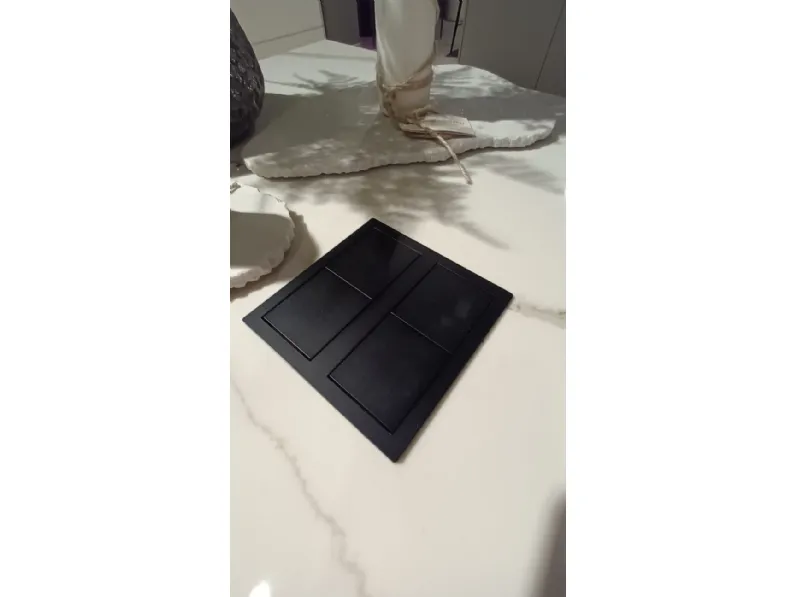 Cucina con isola in vetro altri colori Cucina glass a prezzo ribassato