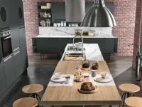 Cucina Cucina industrial  carbone  con isola e colonne   industriale grigio con penisola Nuovi mondi cucine