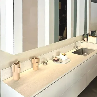 Cucina modello Cucina lineare lago 36e8 cut parete Lago PREZZO SCONTATO 45%