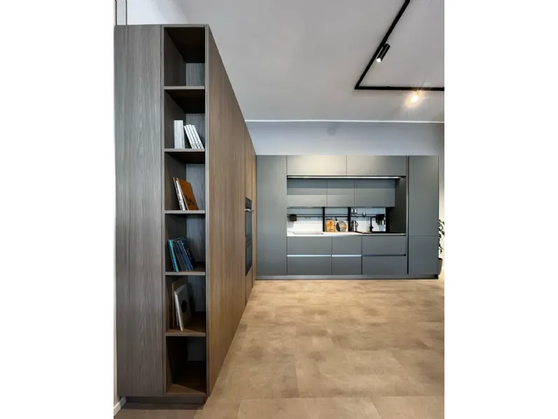 Cucina ad angolo in laminato opaco a prezzo scontato 40%