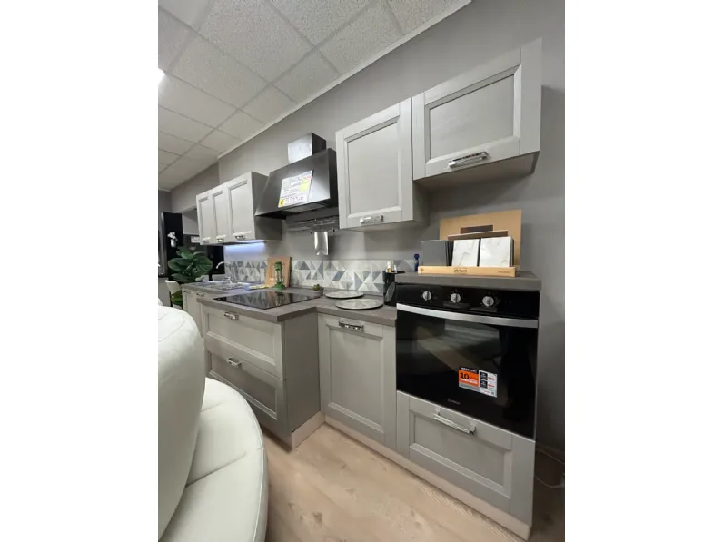 Cucina Mobilturi moderna lineare grigia in laminato opaco Cucina nina