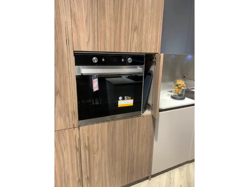 Cucina a PREZZI OUTLET in polimerico opaco Stosa -50%