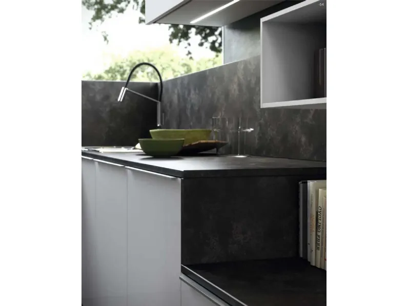 Cucina ad angolo design K18 lucida Antares a prezzo scontato