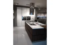 Cucina design ad isola Veneta Cucine Ri-flex Oyster a prezzo scontato