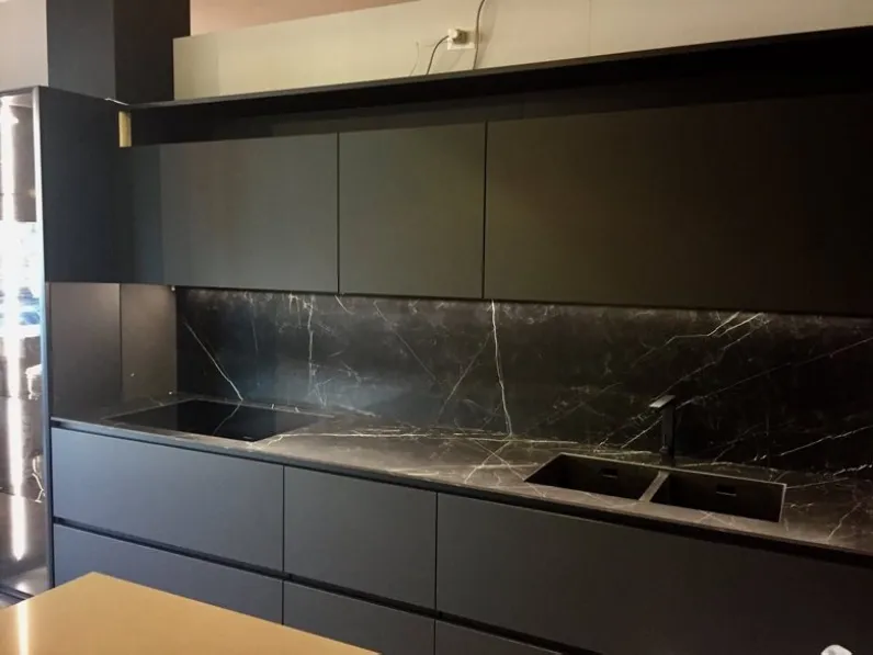 Cucina modello Atelier black new fenix - paolo biordi designer Artigianale PREZZO SCONTATO 43%