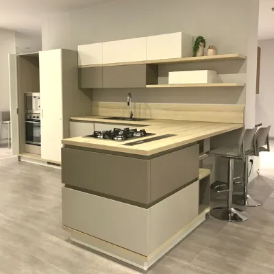 Cucina design bianca Scavolini con penisola Foodshelf scontata