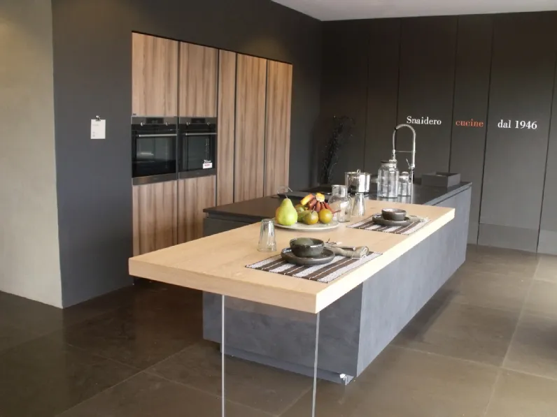 Cucina design con isola Way Snaidero a prezzo scontato