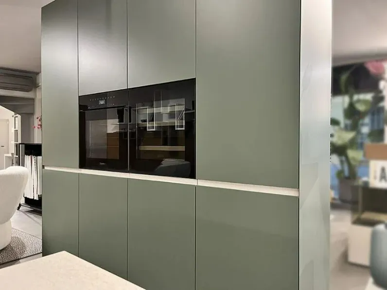 Cucina lineare design altri colori Lago Cucina lago 36e8 cut colonne a soli 10528 Euro