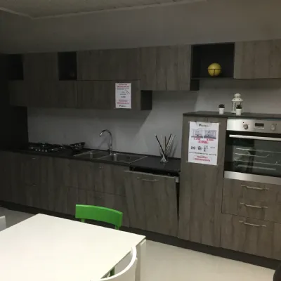 Cucina design lineare Mobilturi cucine Nevada cielo a prezzo scontato