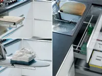 Cucina con penisola in laminato materico modello Cinzia ad un prezzo riservato 