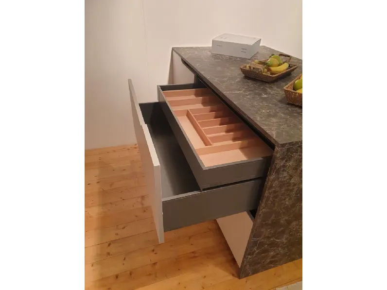 Cucina a prezzo scontato lineare moderna Spring lesmo Dibiesse