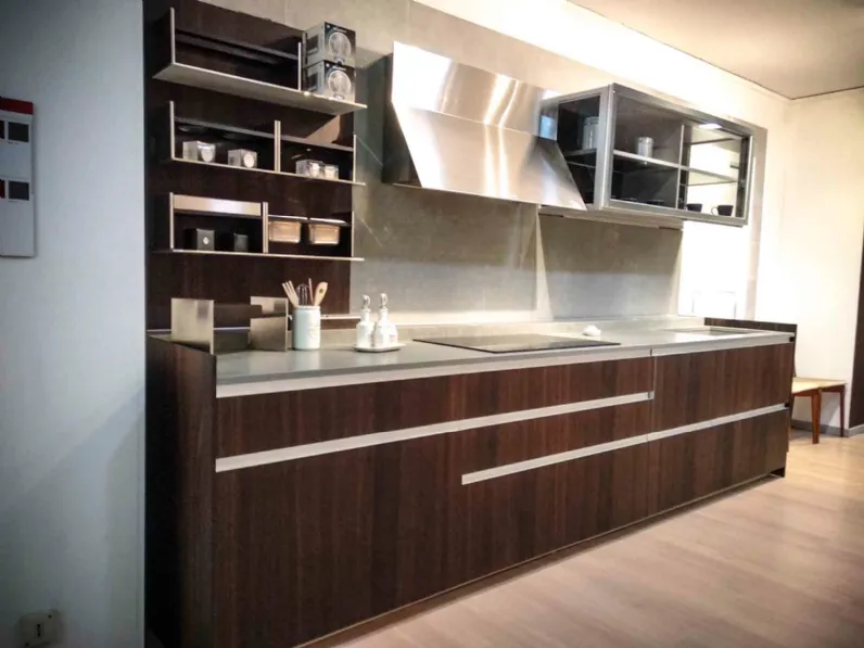 Cucina altri colori design lineare Ernestomeda Icon  a soli 15900