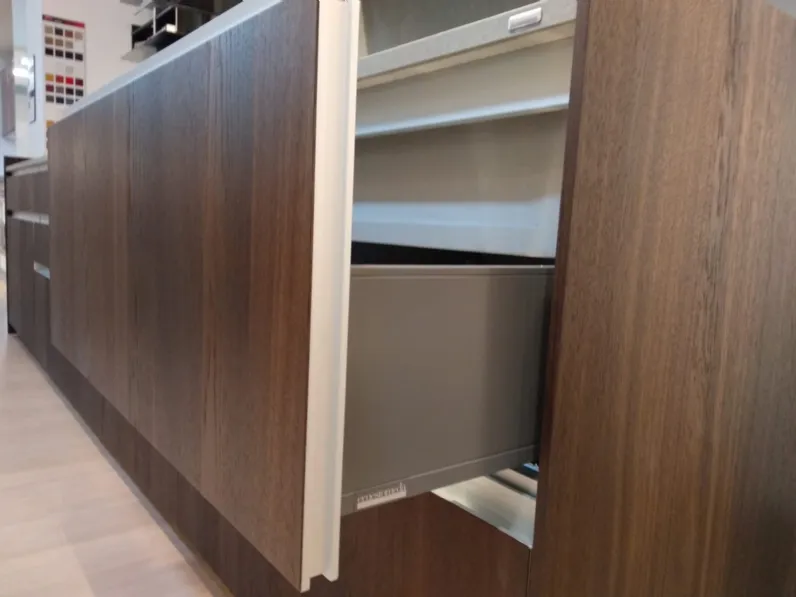 Cucina Icon  design altri colori Ernestomeda lineare scontata 61%