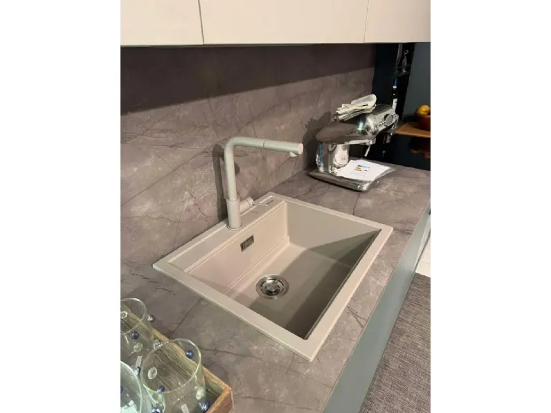 Cucina altri colori moderna lineare Azimut Essebi a soli 7000€