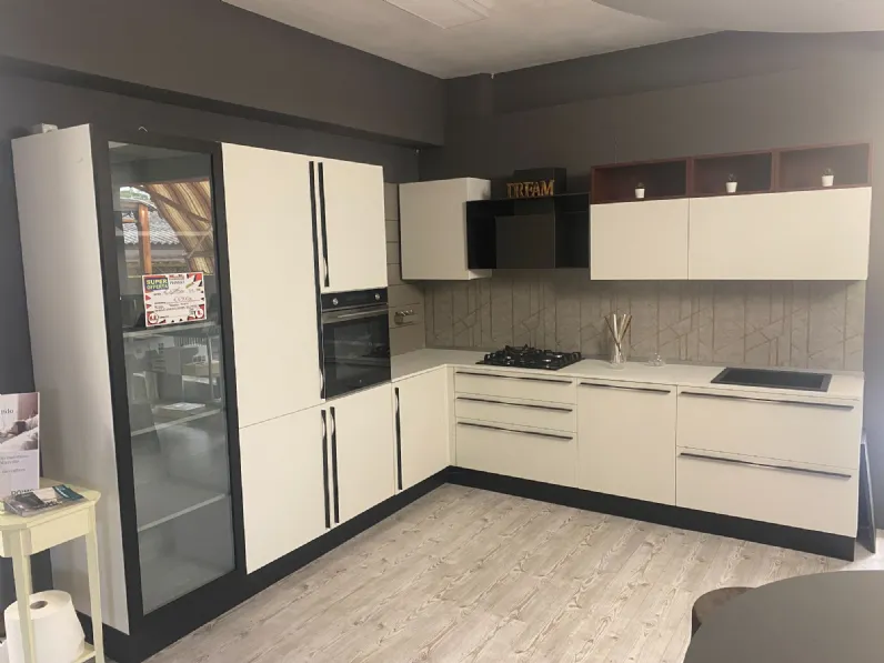 Cucina a prezzo scontato ad angolo moderna Modula laccata Febal