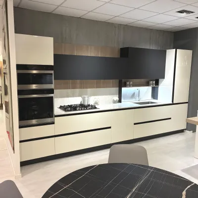 Cucina moderna lineare Colibri Forma 2000 a prezzo scontato
