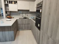 Cucina Space moderna grigio Forma 2000 con penisola scontata 60%