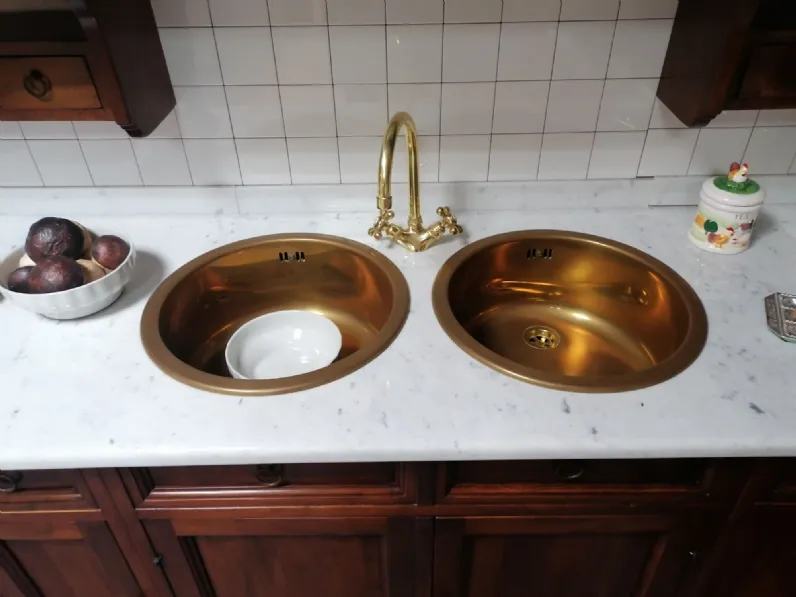 Cucina noce classica ad angolo La cascina Frame a soli 16900€