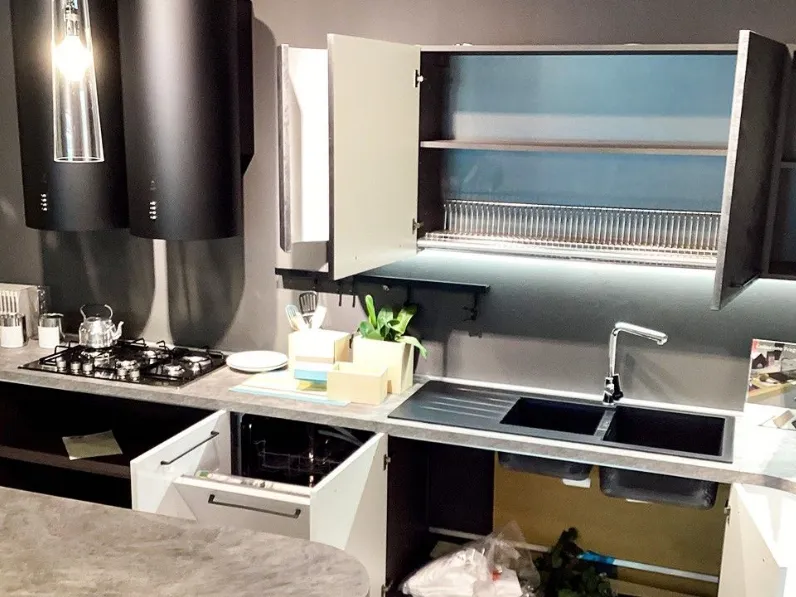 Cucina con isola Mobilturi Gaia SCONTATA 74%