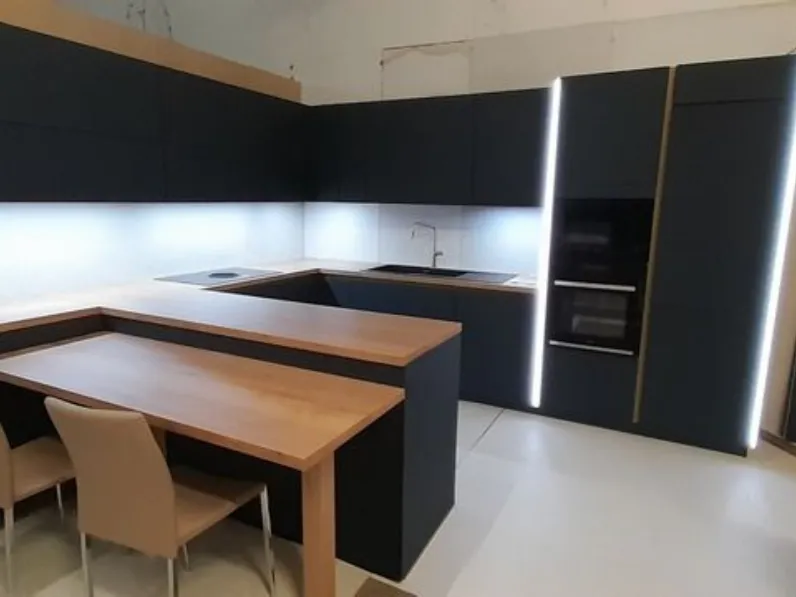 CUCINA ad angolo Giannei Easy SCONTATA 50%