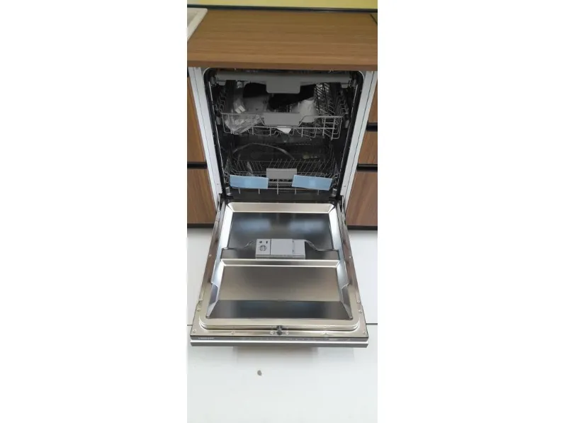 Cucina a prezzo scontato lineare moderna Nexus tabacco Giannei