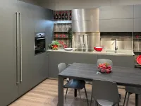 Cucina ad angolo in polimerico a prezzo ribassato 49%