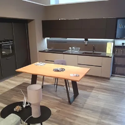 Cucina ad angolo in laminato materico a prezzo scontato 33%