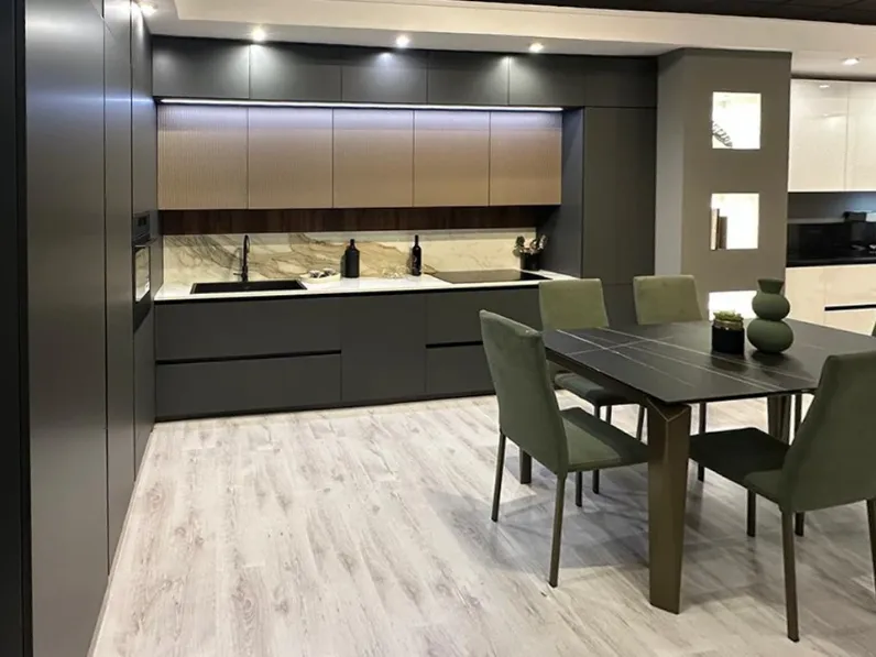 Cucina moderna ad angolo Star Mobilturi a prezzo ribassato