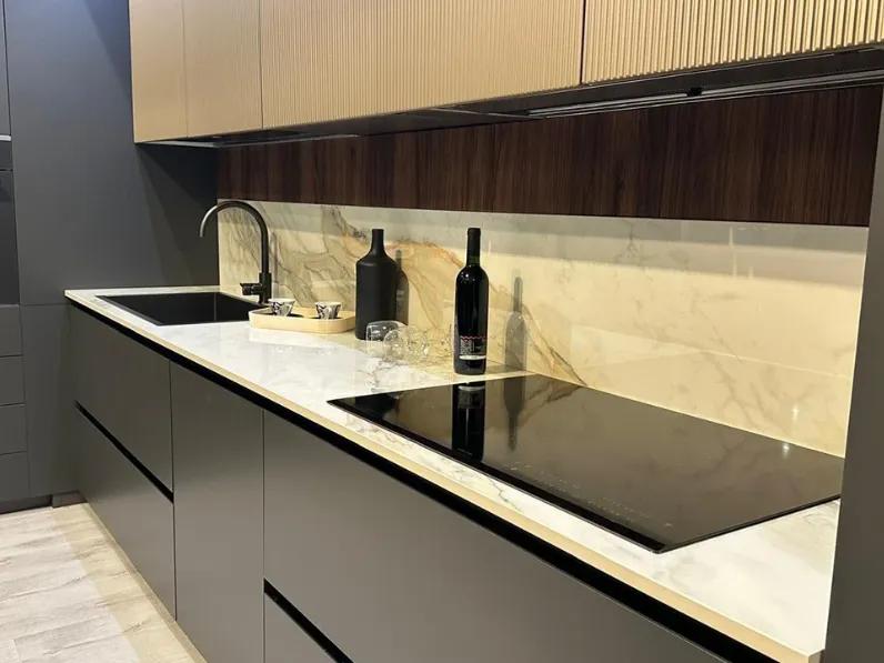 Cucina moderna ad angolo Star Mobilturi a prezzo ribassato