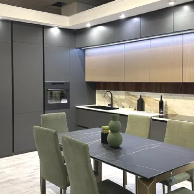 Cucina grigia moderna ad angolo Star Mobilturi a soli 18600 Euro