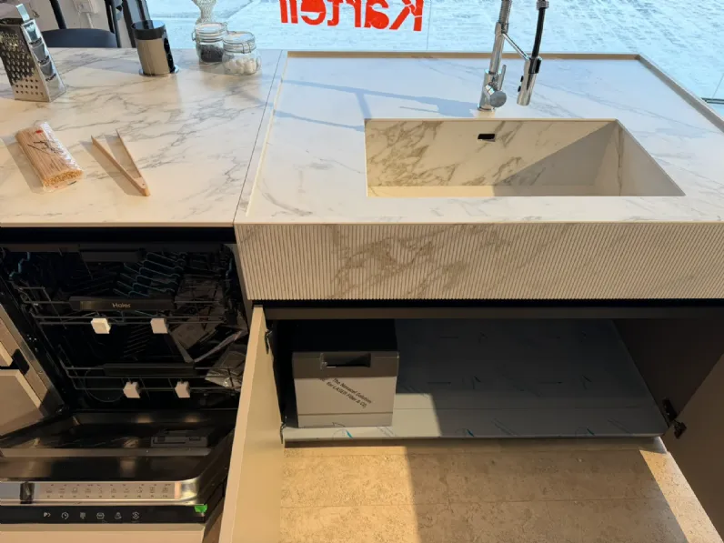 Cucina a PREZZI OUTLET in laccata opaco Binova -56%