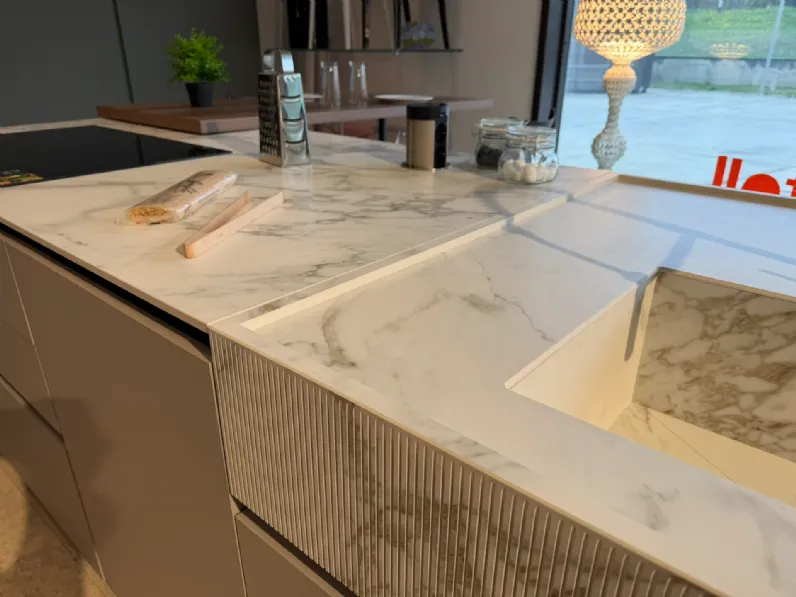 Cucina a PREZZI OUTLET in laccata opaco Binova -56%
