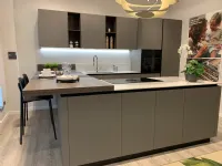Cucina grigia moderna con isola Scavolini Mira a soli 12630 Euro