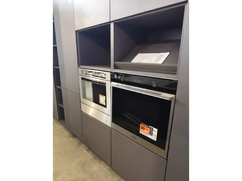 Cucina con penisola moderna grigia Arrex Bea orione penisola a soli 6500 Euro