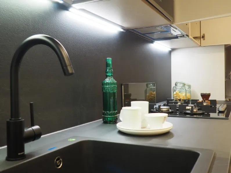 Cucina moderna lineare Cucina sax Scavolini a prezzo ribassato