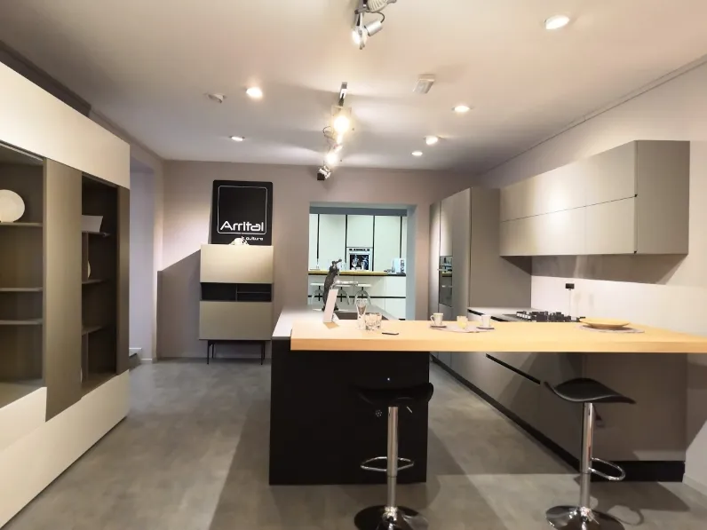 Cucina modello Ak 06 totalmente in fenix Arrital PREZZO SCONTATO 60%