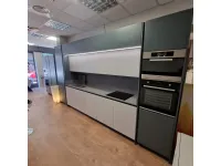 Cucina lineare in laccato opaco grigio Flex a prezzo scontato