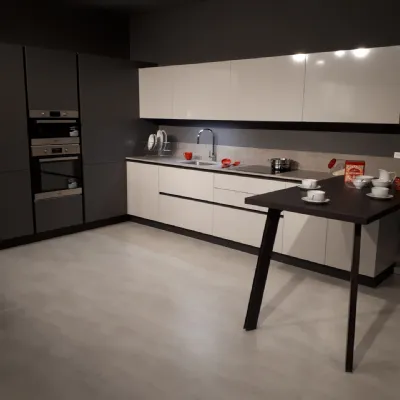 Cucina grigio moderna ad angolo Helene system kappa Zecchinon in Offerta Outlet