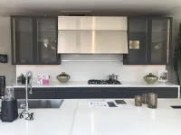 Cucina grigio moderna ad isola Carattere Scavolini in Offerta Outlet