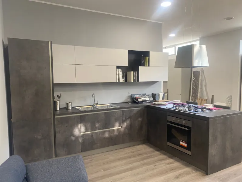 Cucina grigio moderna con penisola Living gap Concreta cucine a soli 4690€