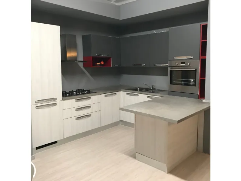 Cucina grigio moderna con penisola Luna Arredo3 in Offerta Outlet