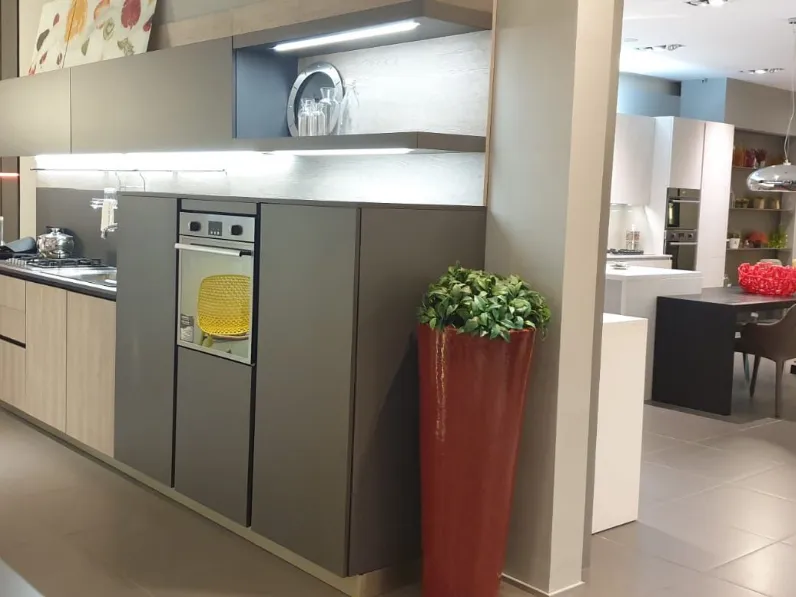 Cucina grigio moderna lineare First Snaidero in Offerta Outlet