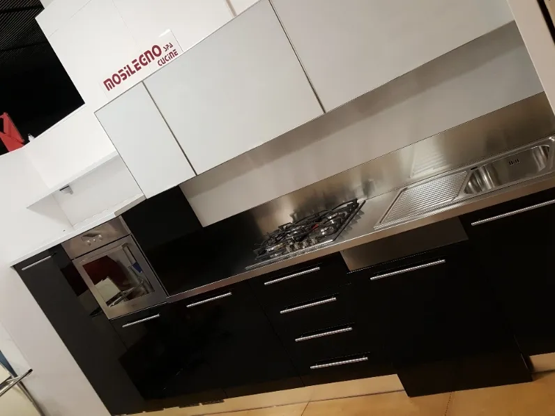 Cucina in laccato lucido Mobilegno cucine a PREZZI OUTLET