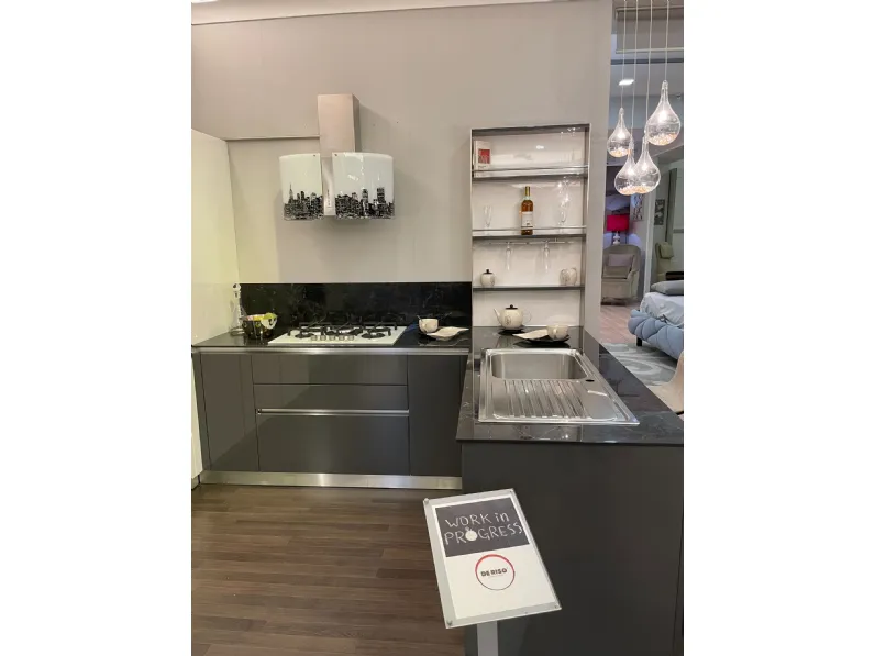 Cucina in laccato lucido Veneta cucine a PREZZI OUTLET