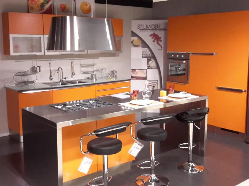 Cucina in laccato opaco Lube cucine a PREZZI OUTLET